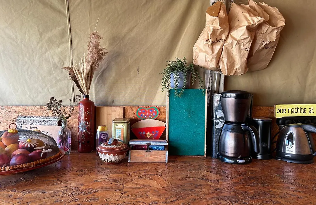Surfana Vlieland Surf Host En Bed & Breakfast-1